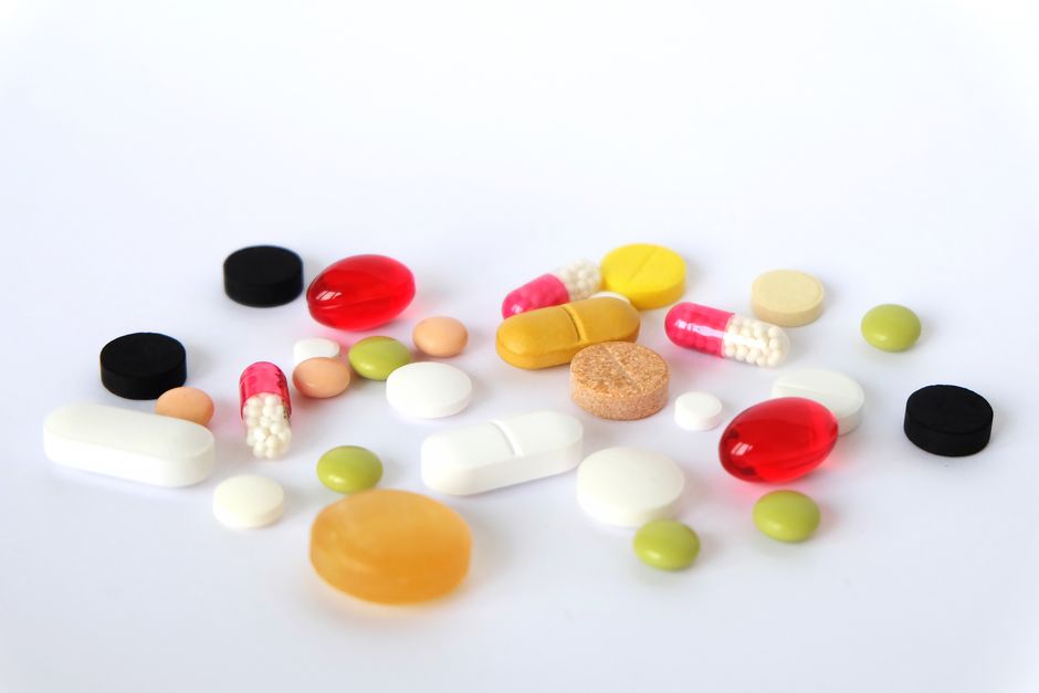 FDA advierte: mezclar medicamentos y suplementos puede poner en peligro tu salud